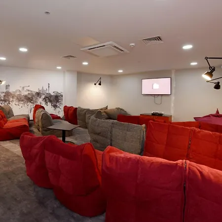 For Students Only Cosy Ensuite Rooms With Private Bathrooms At Dobbie'S Point In Glasgow Exterior photo